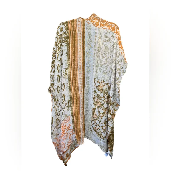 Floral Patterned Kimono - Picture 1 of 3